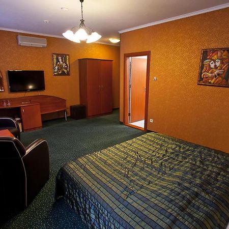 Luna Hotel Kišiněv Exteriér fotografie