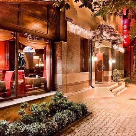 Luna Hotel Kišiněv Exteriér fotografie